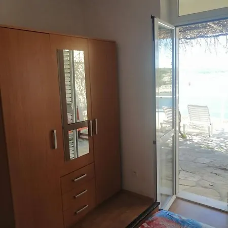 Stikovica Apartment *